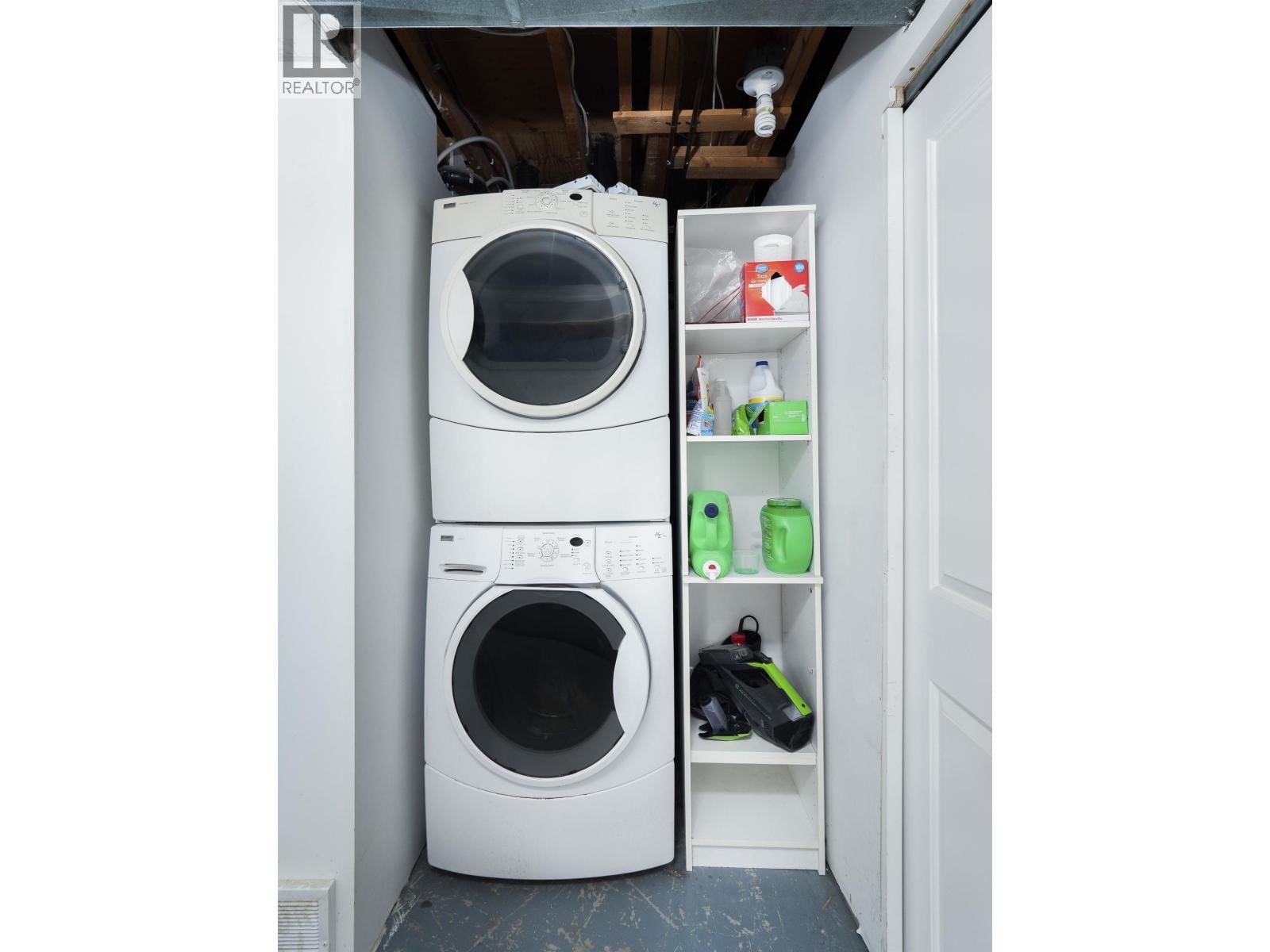 3054 POYNER CRESCENT Image 22