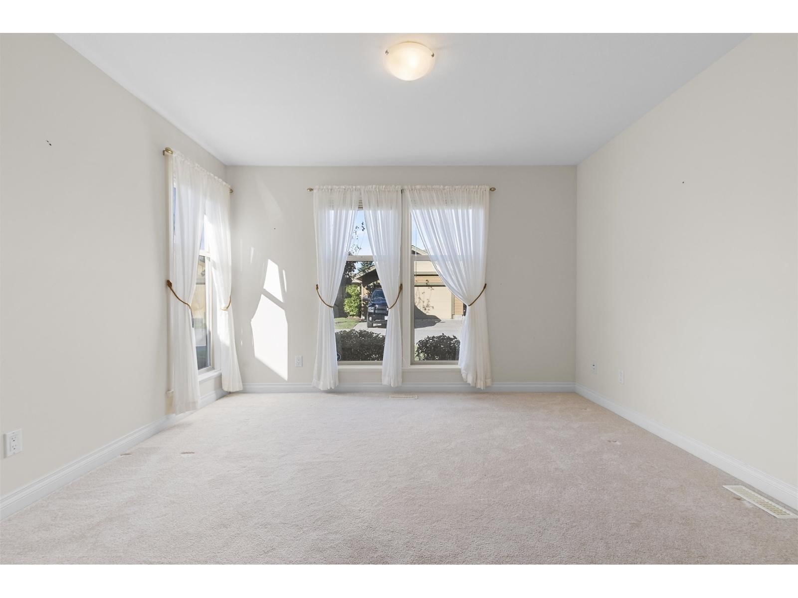 194 - 46000 THOMAS ROAD Image 22