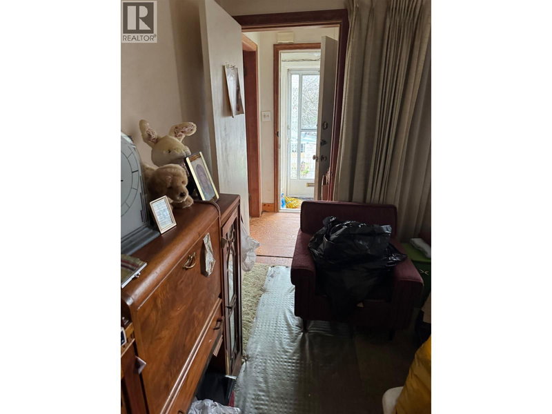 2566 VENABLES Street, Vancouver, V5K2R1 | Image 2