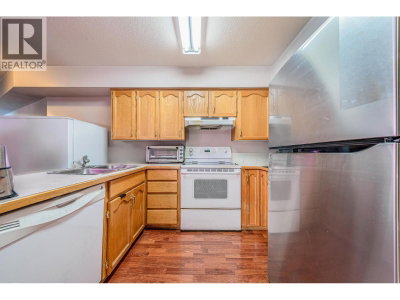 11595 FRASER Street | Maple Ridge British Columbia | Slide Image Six