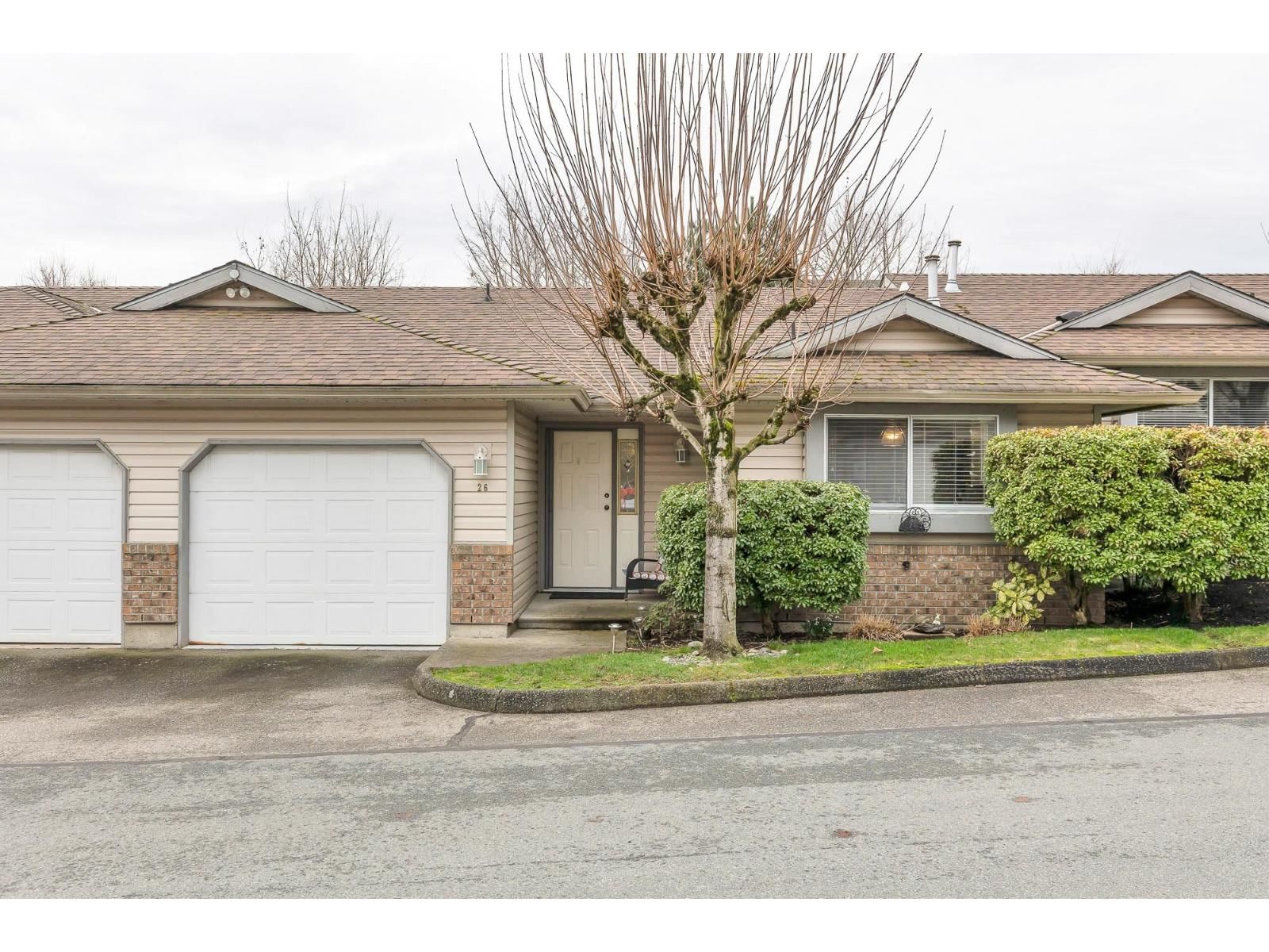 2023 WINFIELD Drive, Abbotsford, British Columbia V3G 1K5
