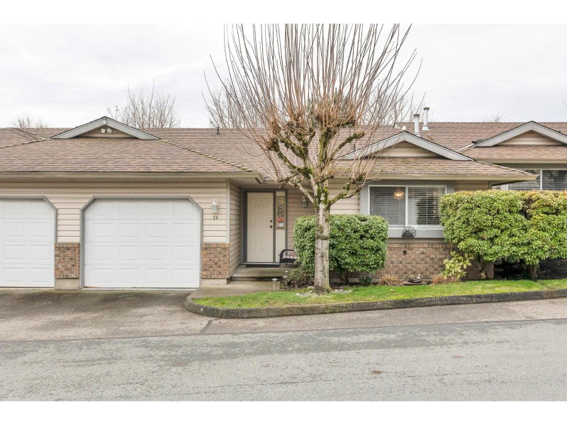 2023 WINFIELD Drive Abbotsford British Columbia, V3G 1K5 - 2 Bedrooms Condo For Sale