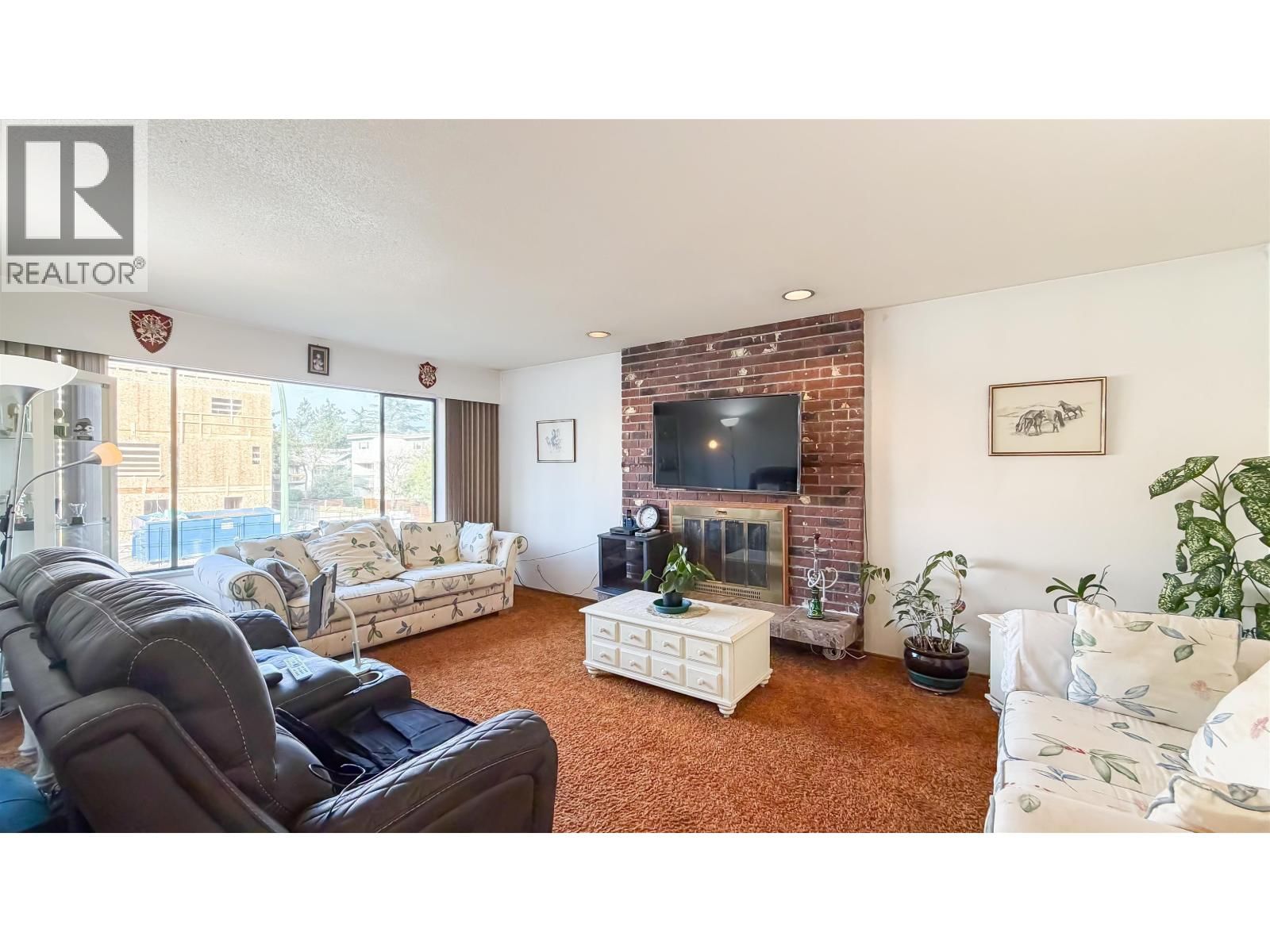 5716 48B AVENUE Image 7