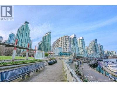 555 JERVIS Street | Vancouver British Columbia | Slide Image Thirty-two