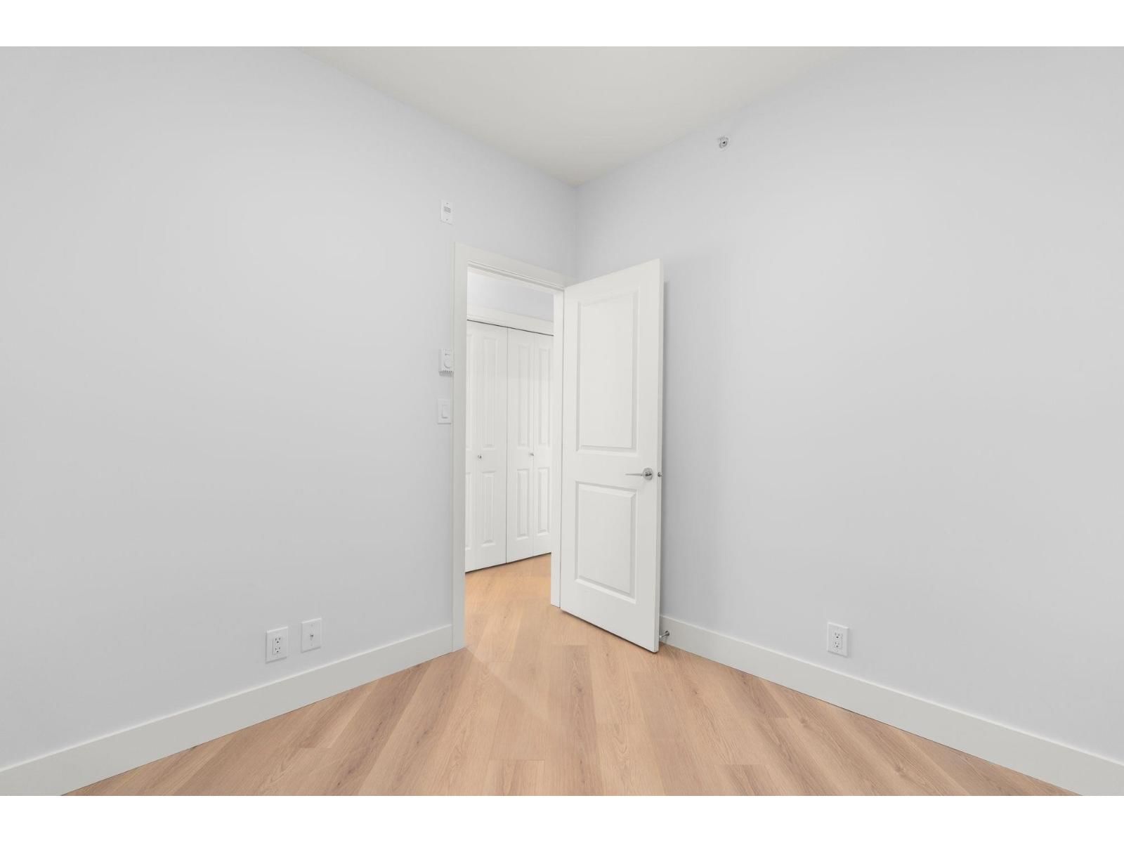 412 - 15956 86A AVENUE Image 19