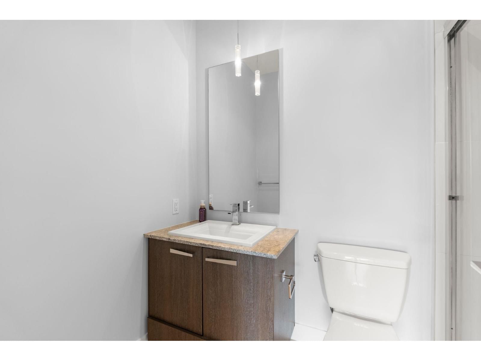 412 - 15956 86A AVENUE Image 24