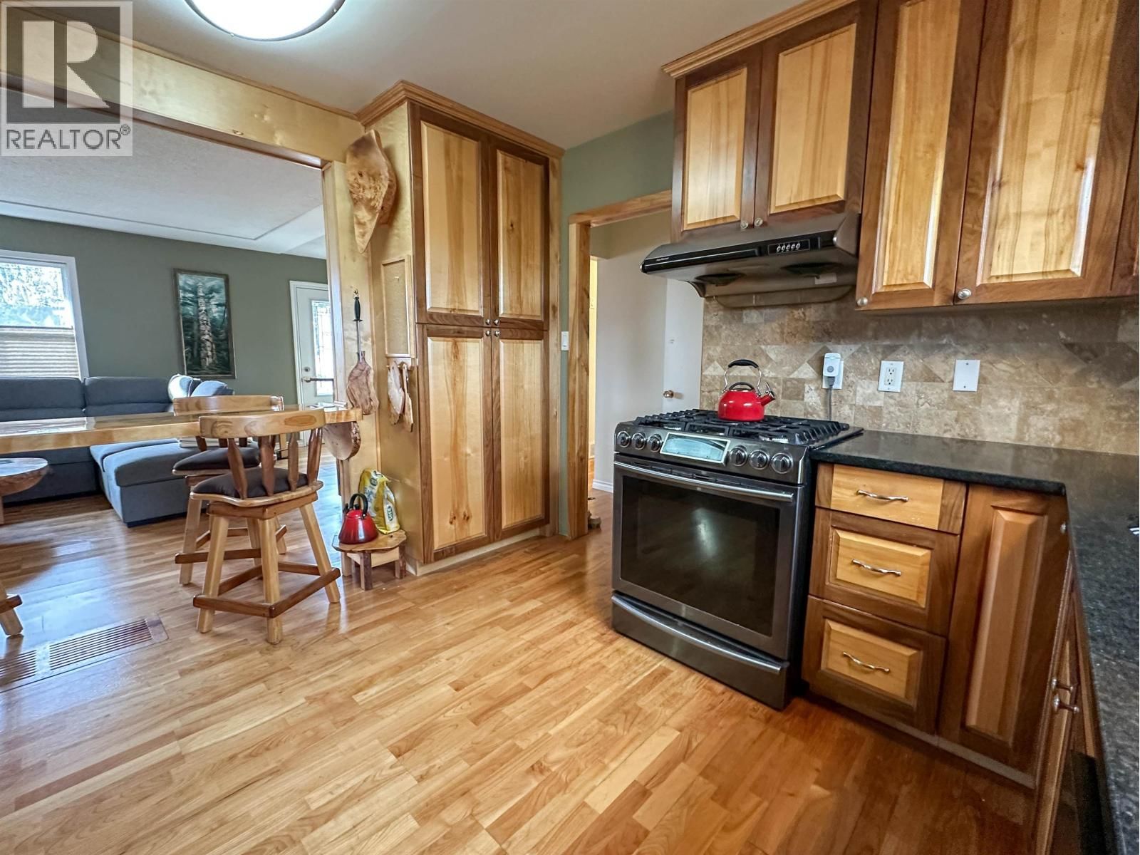 2795 EWERT CRESCENT Image 23