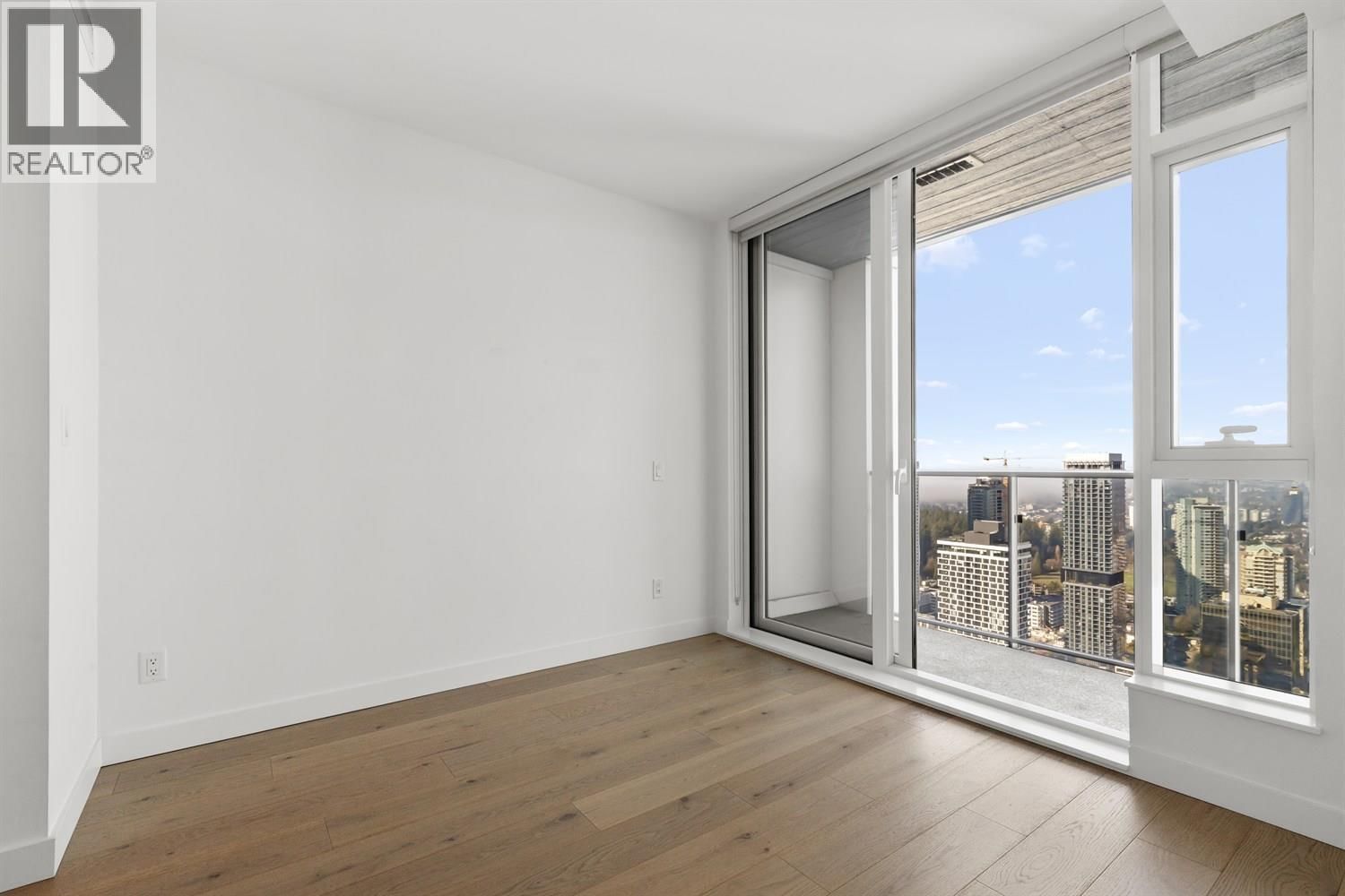 4406 - 6000 MCKAY AVENUE Image 16