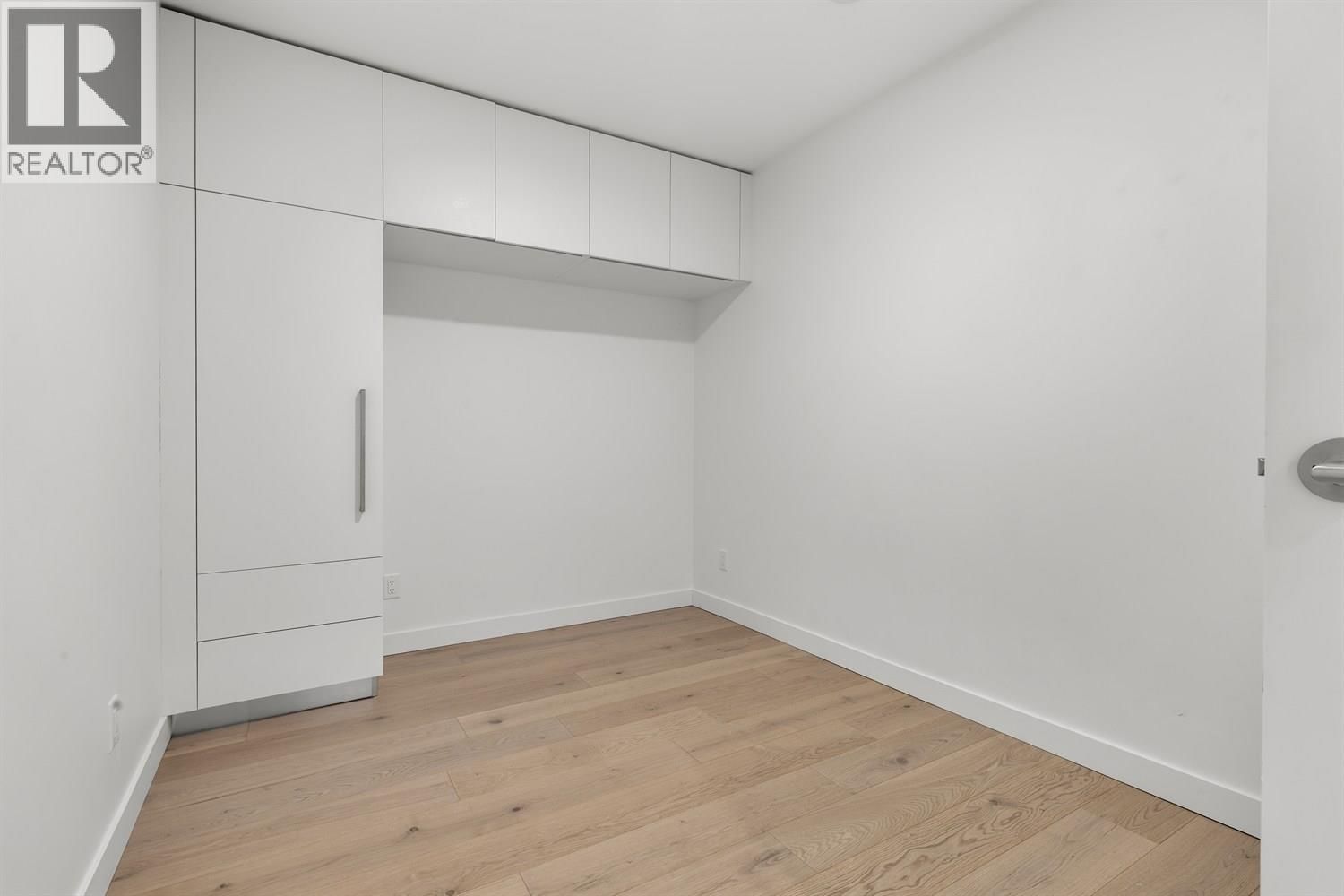 4406 - 6000 MCKAY AVENUE Image 21