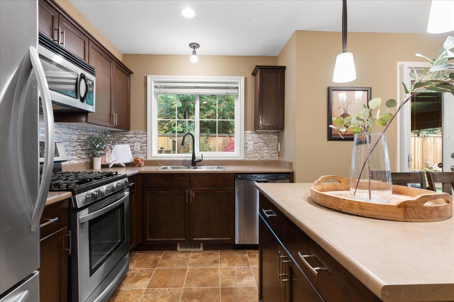 28 - 1175 7TH AVENUE Image 11