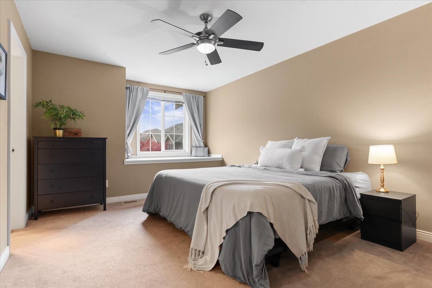 28 - 1175 7TH AVENUE Image 18