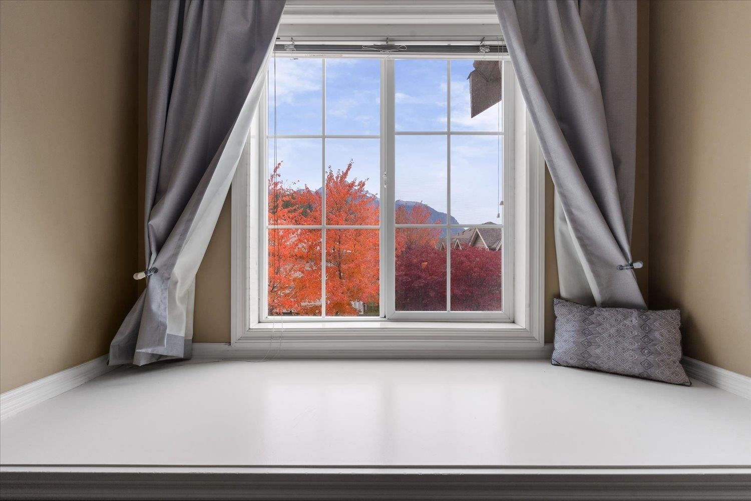 28 - 1175 7TH AVENUE Image 19