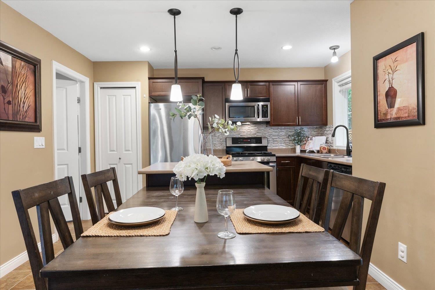 28 - 1175 7TH AVENUE Image 9