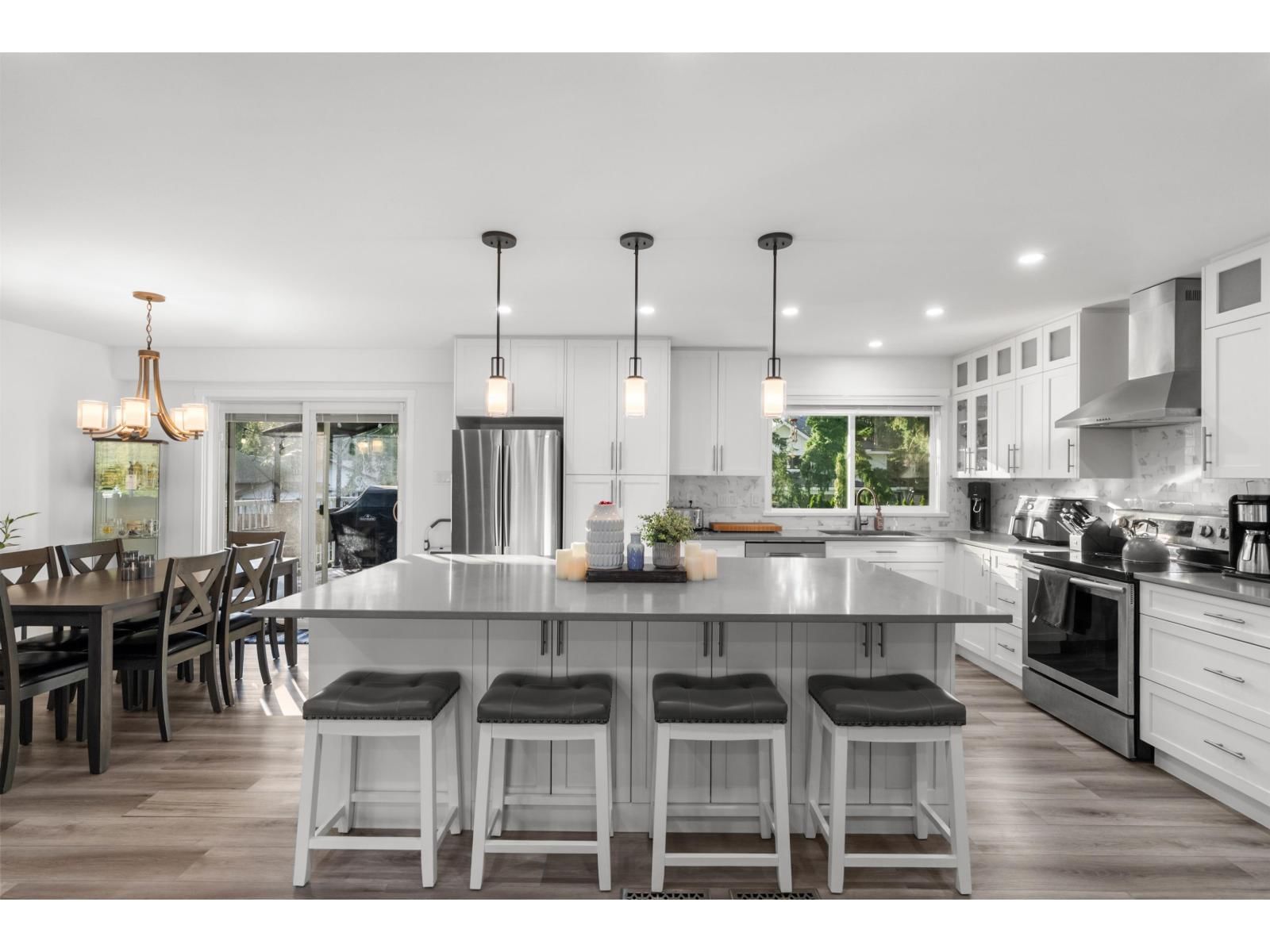 20754 39A AVENUE Image 2