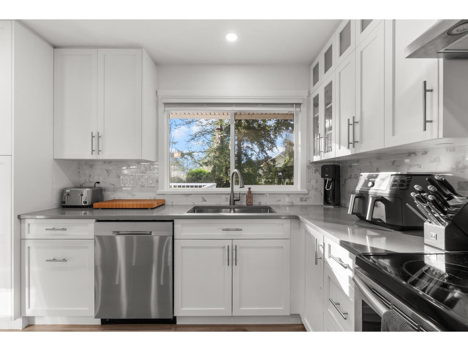 20754 39A AVENUE Image 6