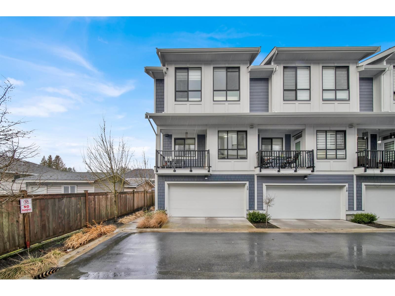 11556 72A Avenue, Delta, British Columbia V4C 1A9
