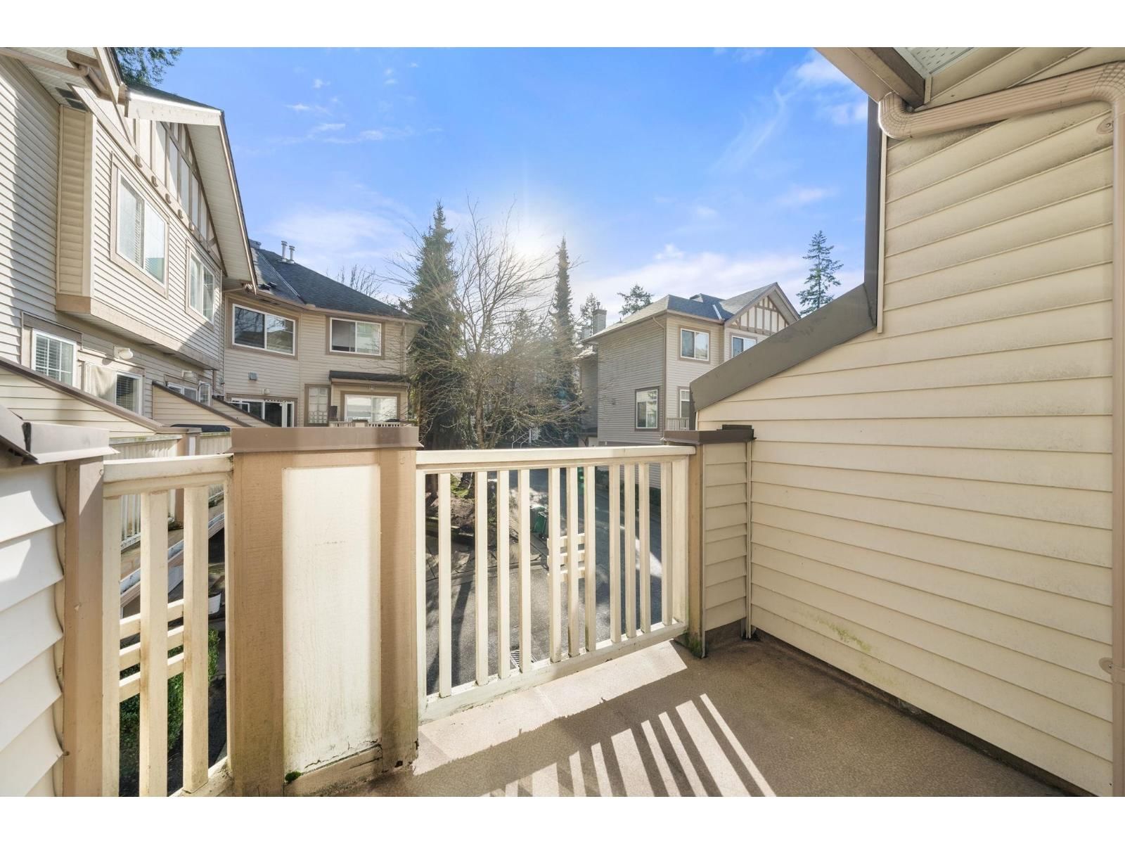 41 - 2678 KING GEORGE BOULEVARD Image 19