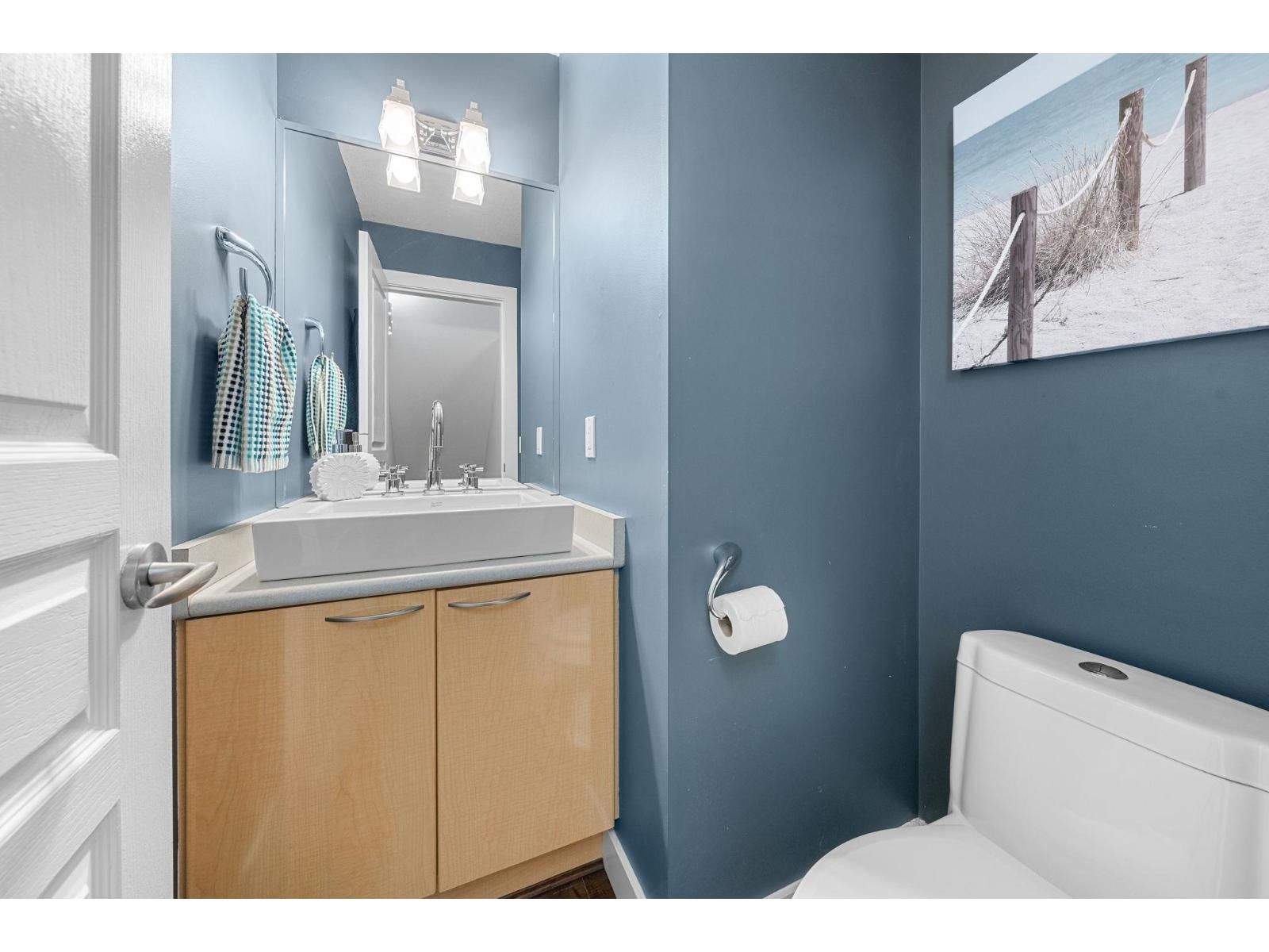 41 - 2678 KING GEORGE BOULEVARD Image 24