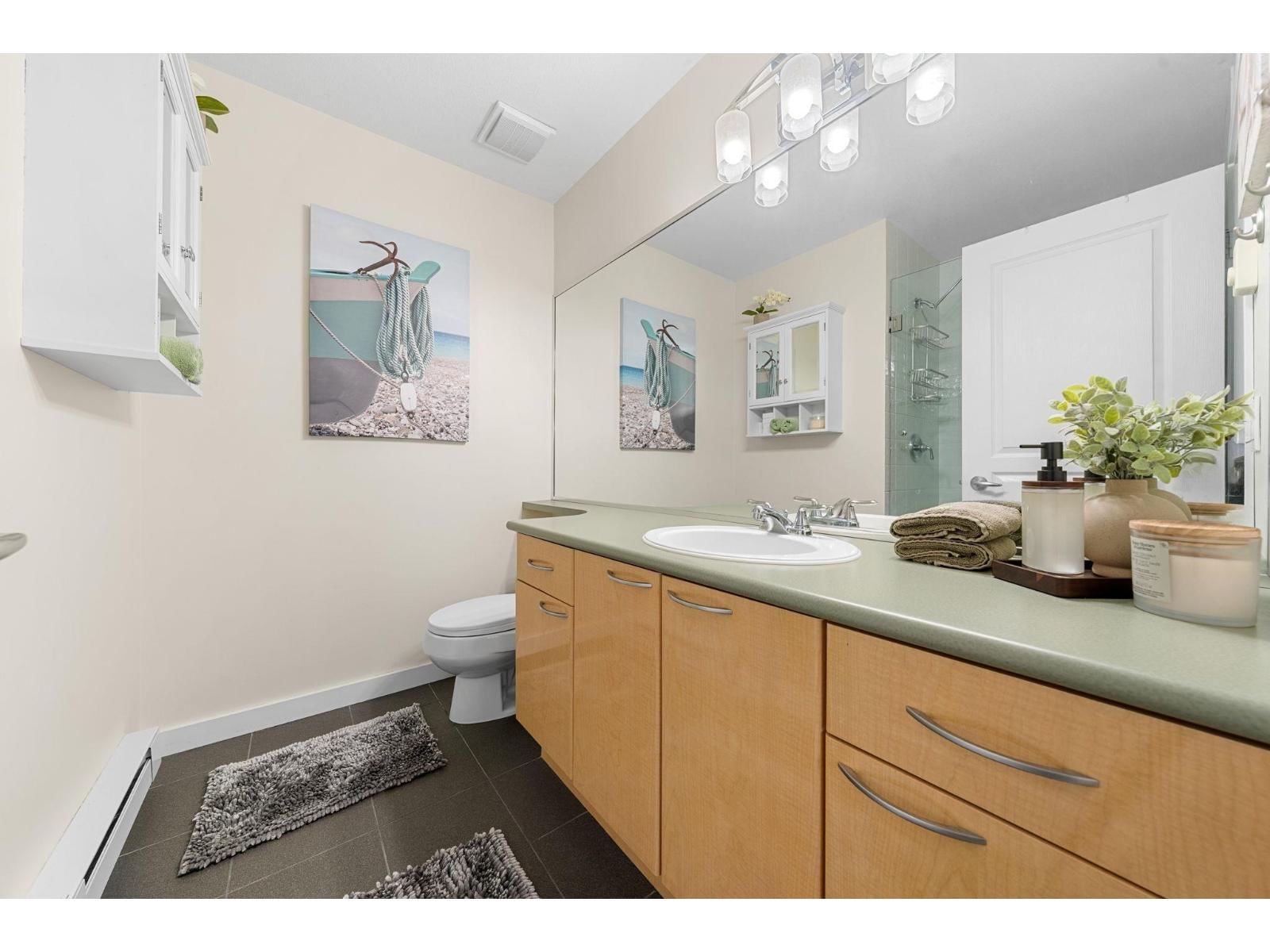 41 - 2678 KING GEORGE BOULEVARD Image 30