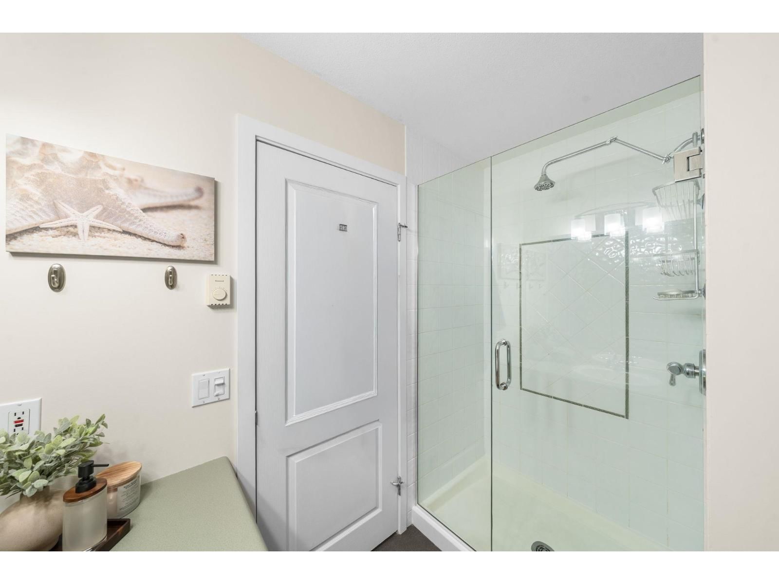 41 - 2678 KING GEORGE BOULEVARD Image 31