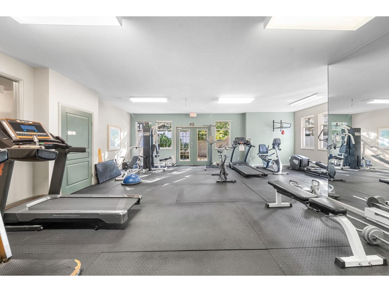 41 - 2678 KING GEORGE BOULEVARD Image 36