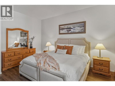 4573 CHATEAU Boulevard | Whistler British Columbia | Slide Image Twelve