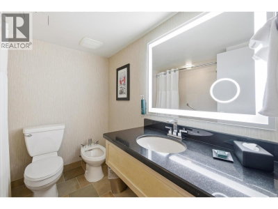 4050 WHISTLER Way | Whistler British Columbia | Slide Image Thirty-one