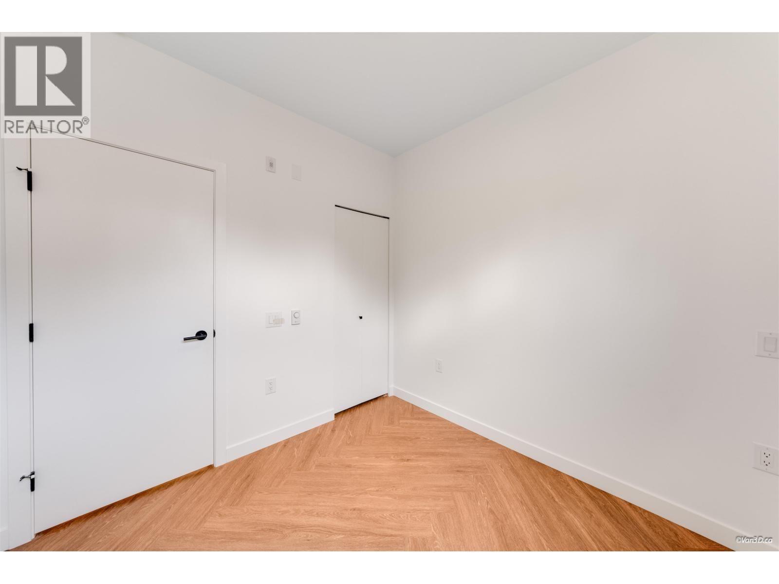 505 - 3229 ST JOHNS STREET Image 25