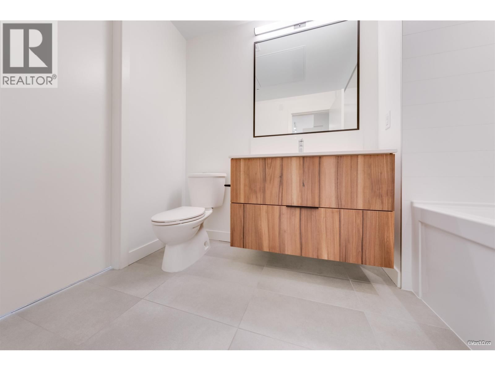 505 - 3229 ST JOHNS STREET Image 27