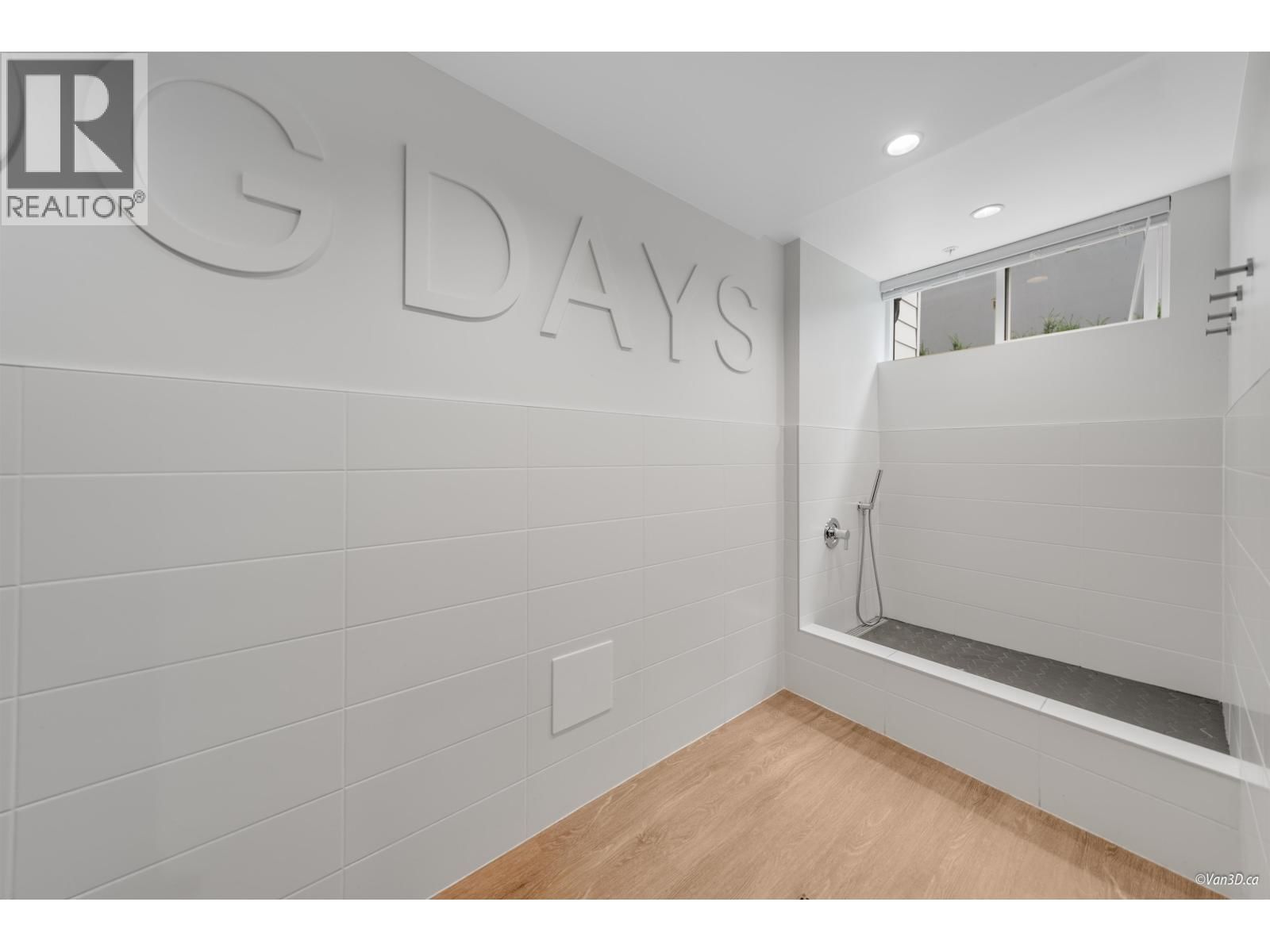 505 - 3229 ST JOHNS STREET Image 33