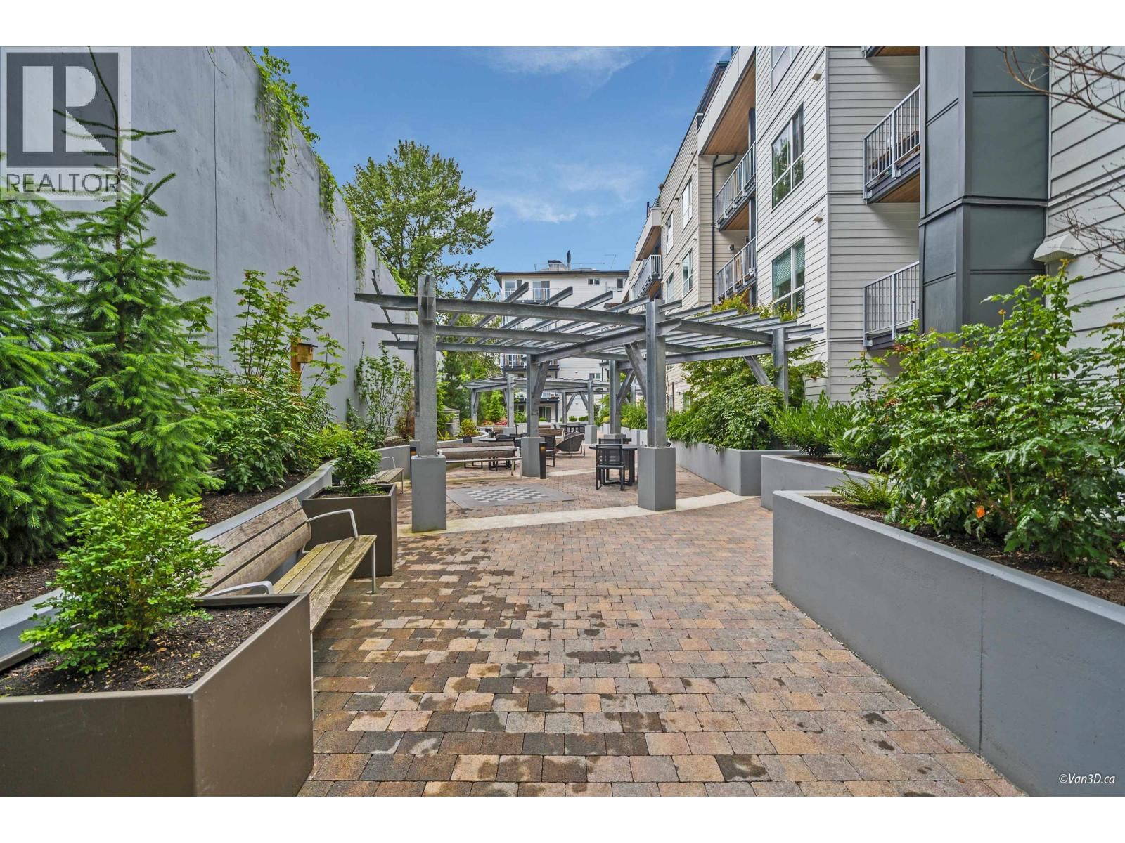 505 - 3229 ST JOHNS STREET Image 34