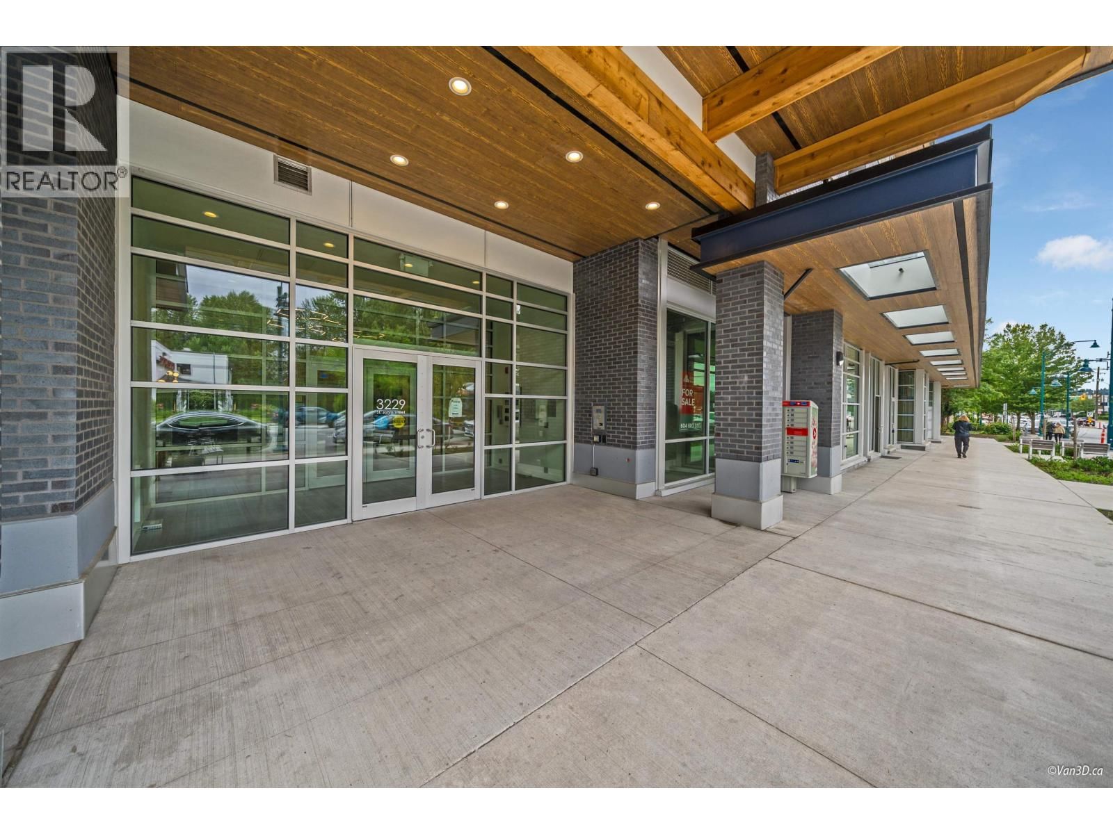 505 - 3229 ST JOHNS STREET Image 35