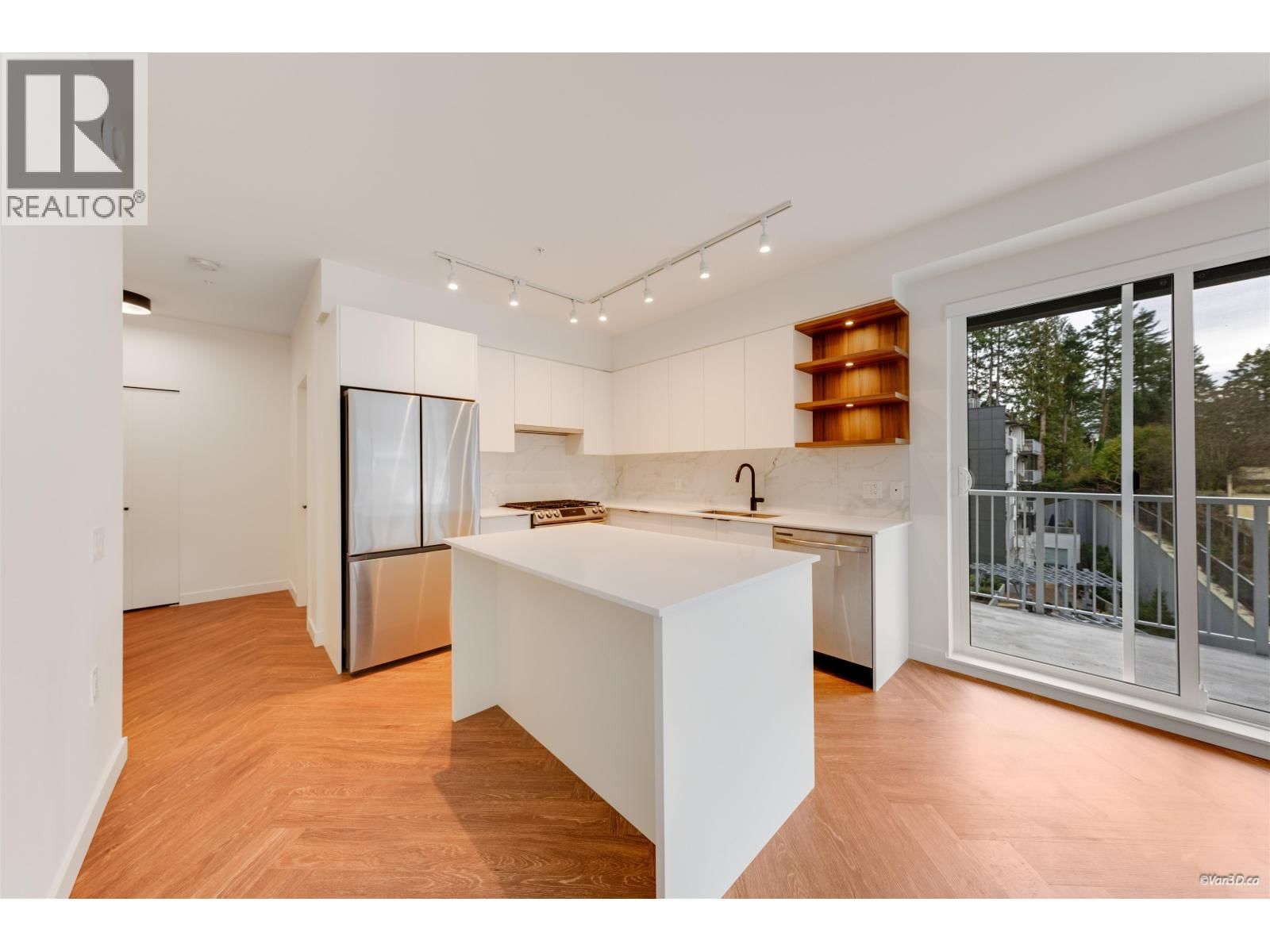 505 - 3229 ST JOHNS STREET Image 9