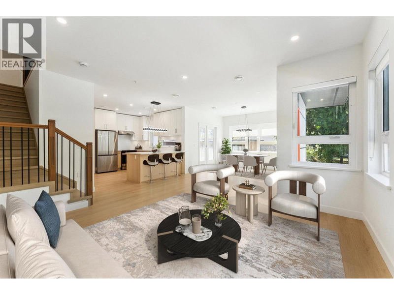 844 ST. DENIS Avenue, North Vancouver, V7J2G4 | Image 2