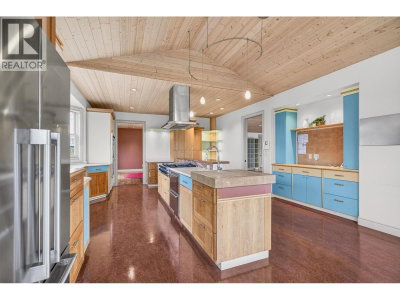 11520 BLUNDELL Road | Richmond British Columbia | Slide Image Eighteen