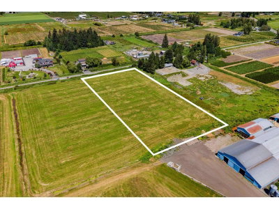 18172 83 Avenue | Surrey British Columbia | Slide Image Six
