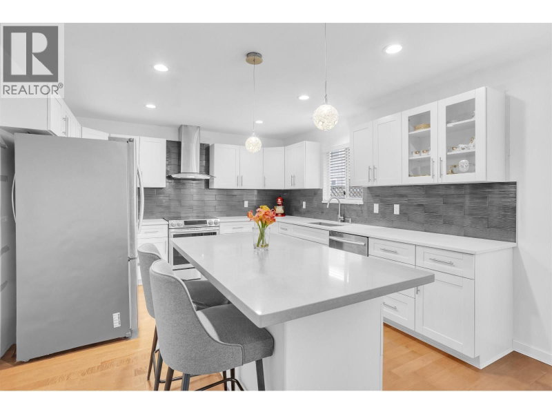 11451 WINDWARD Gate Richmond British Columbia, V7E 6E9 - 4 Bedrooms Home For Sale