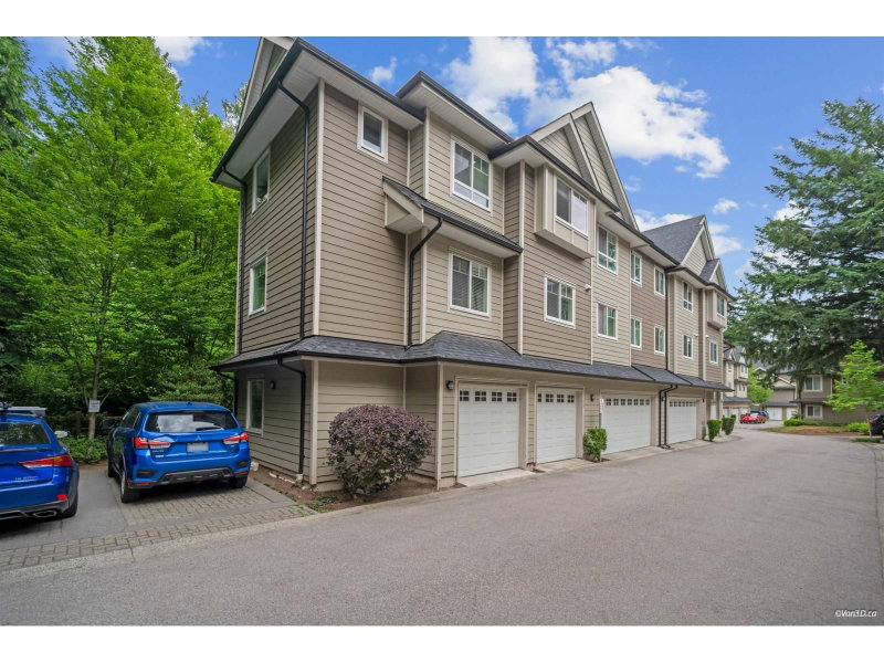 14285 64 Avenue Surrey British Columbia, V3W 1Z2 - 4 Bedrooms Condo For Sale