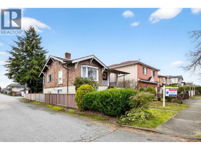 2284 45TH Avenue | Vancouver British Columbia | Slide Image Three