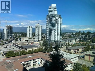 537 COTTONWOOD Avenue | Coquitlam British Columbia | Slide Image Seventeen