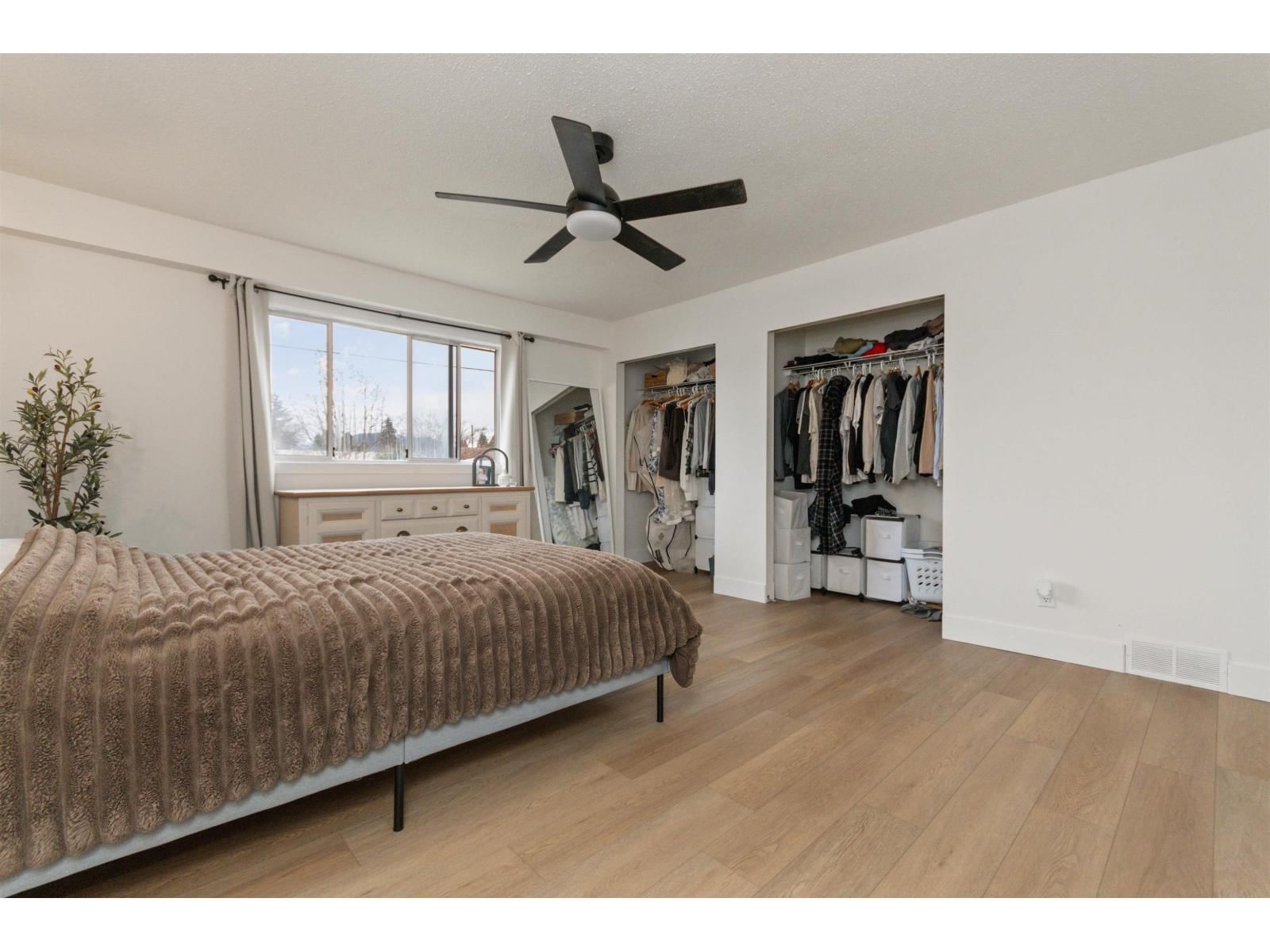 45601 FERNWAY AVENUE Image 17