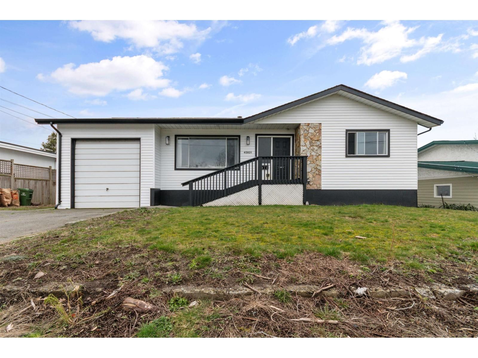 45601 FERNWAY AVENUE Image 3