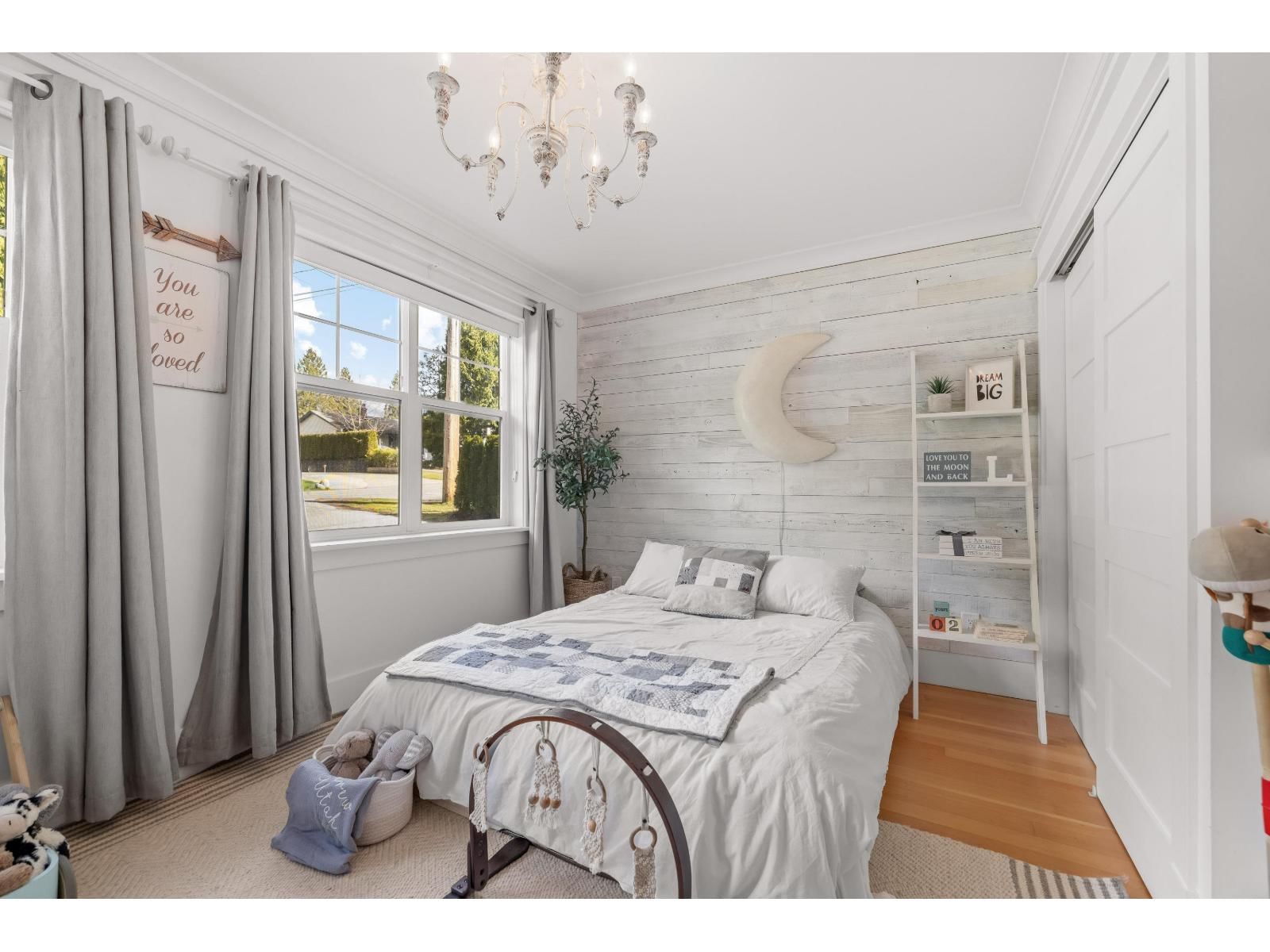 20492 43 AVENUE Image 18