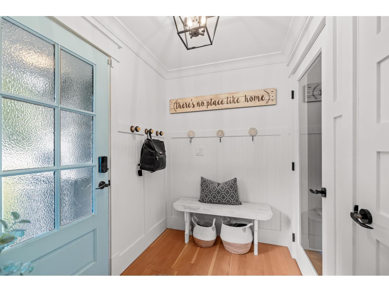 20492 43 AVENUE Image 20