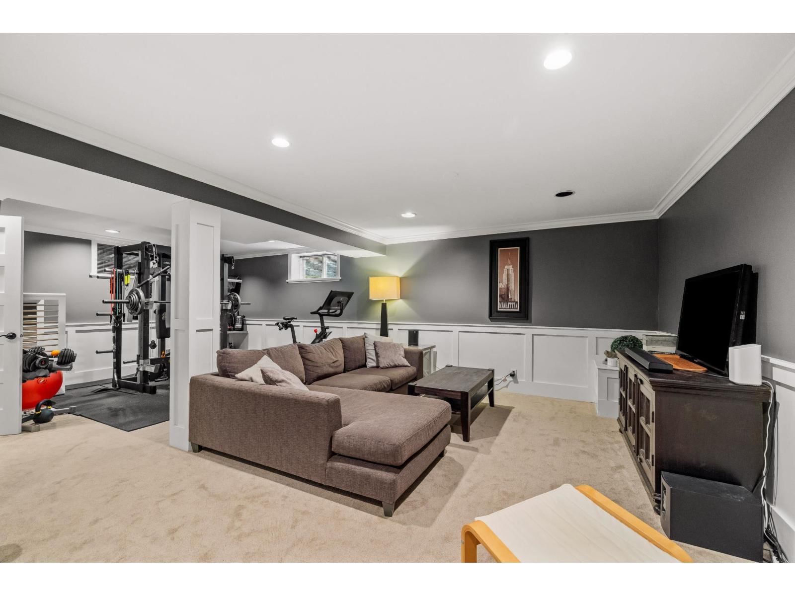 20492 43 AVENUE Image 21