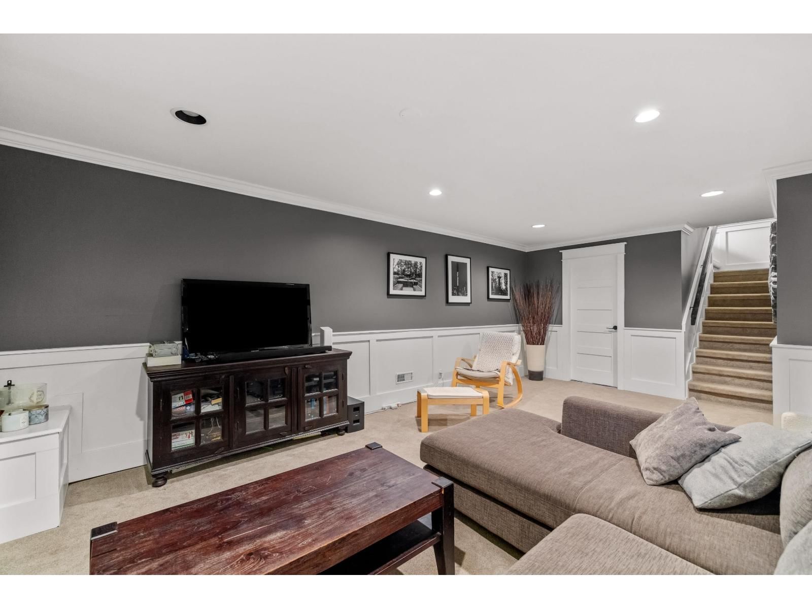 20492 43 AVENUE Image 23