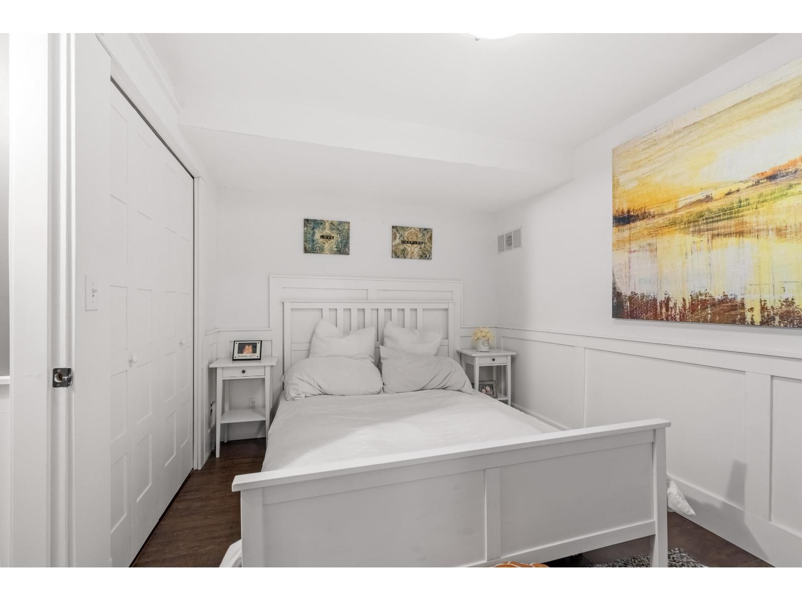 20492 43 AVENUE Image 24