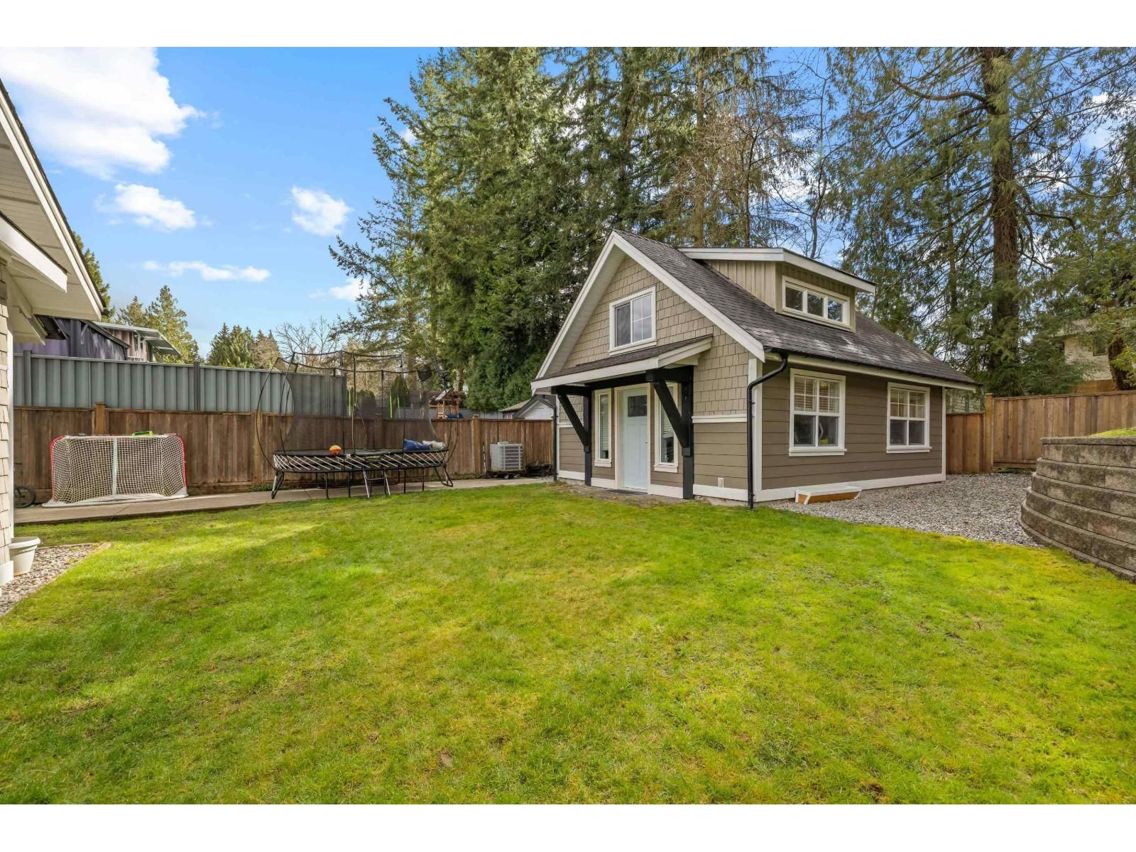 20492 43 AVENUE Image 26