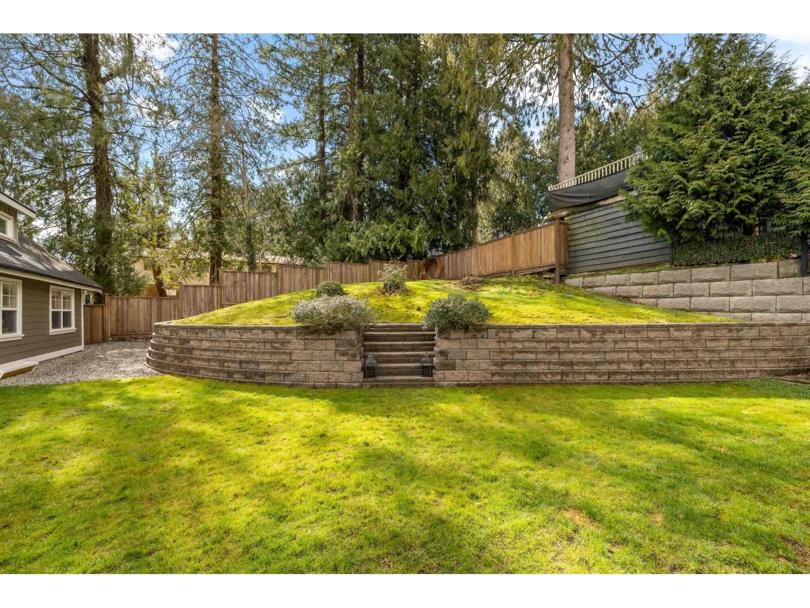 20492 43 AVENUE Image 28