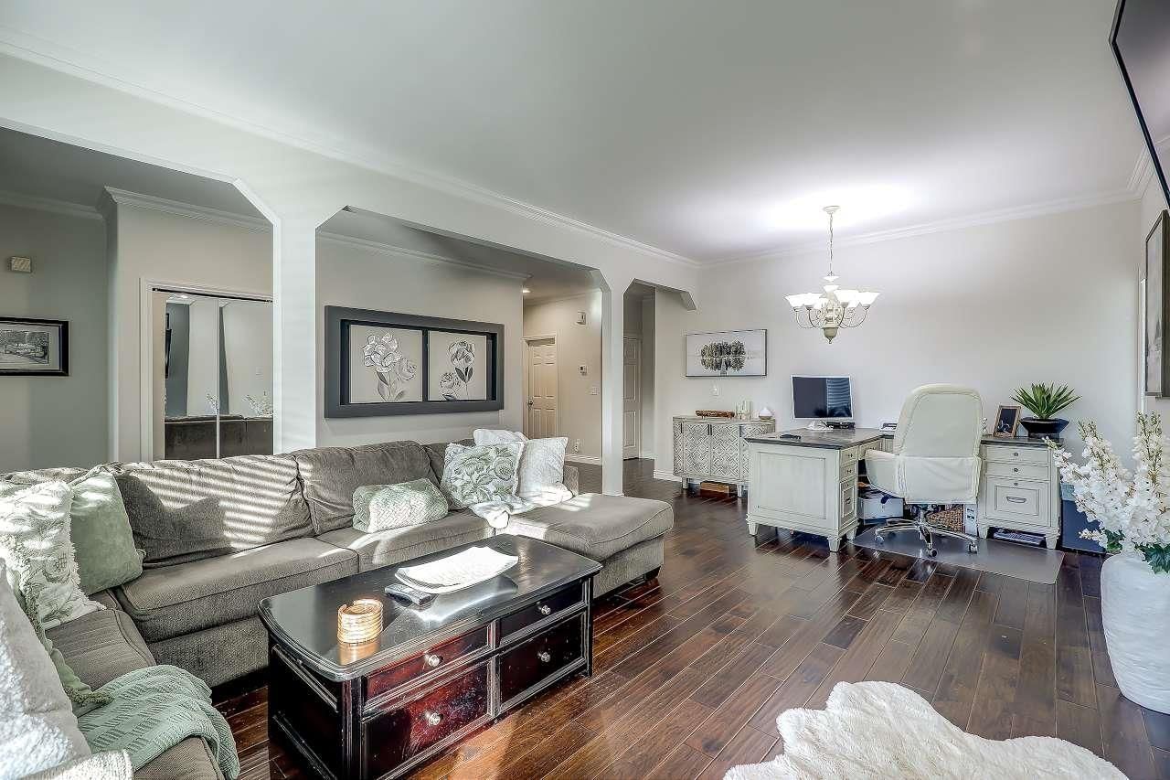 6842 184TH STREET Image 10